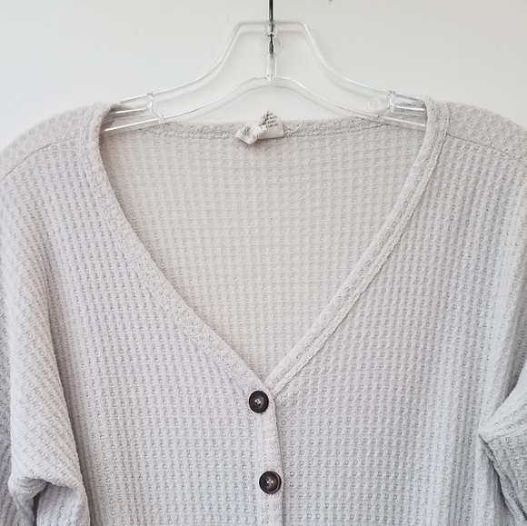 Sky & Sparrow High Low Waffle Print Top - Picture 3 of 6